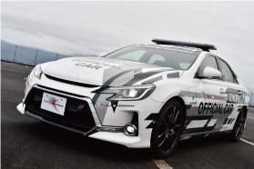 FSWオフィシャルカー マークX