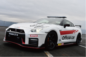 FSWオフィシャルカー NISSAN GT-R