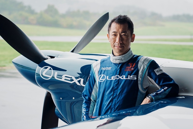 エアレース パイロット 室屋義秀（むろや よしひで）