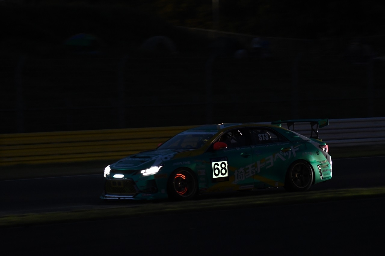 ダンロップコーナー入口にて撮影