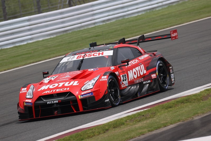 #23 MOTUL AUTECH GT-R