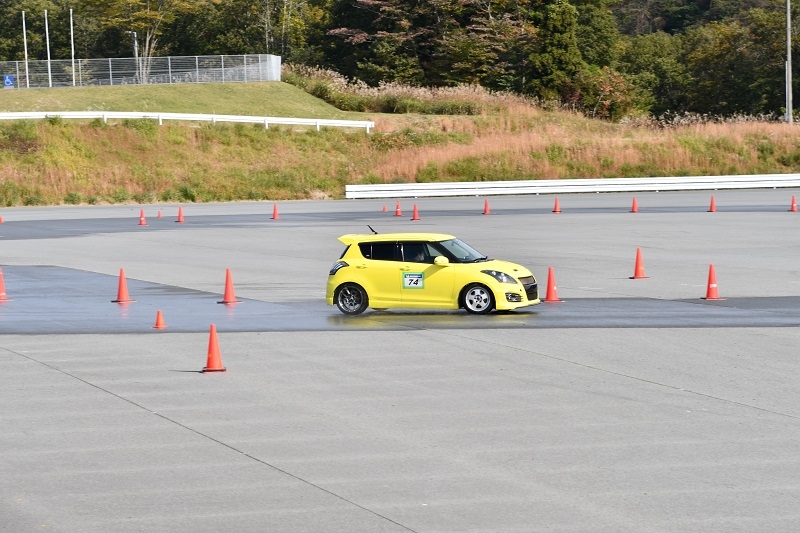 特設コースでのレッスンの様子（イメージ）