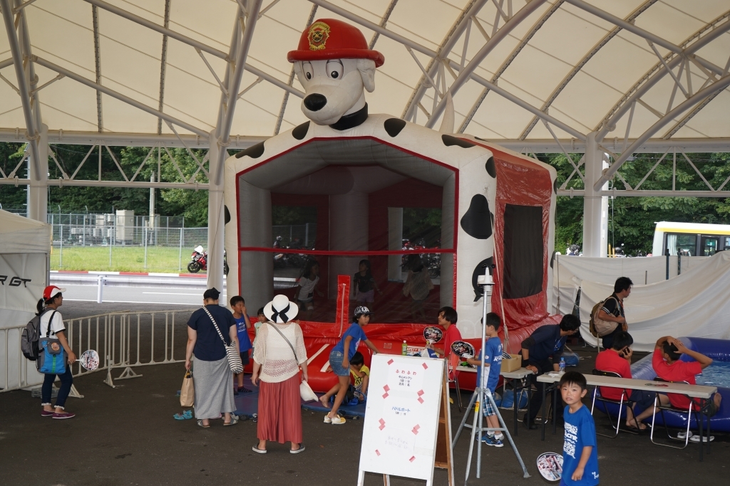 キッズスクエア