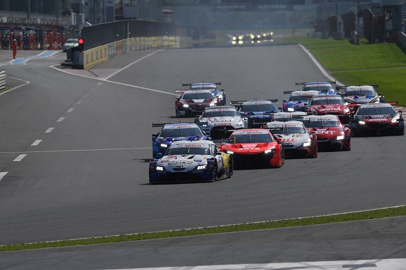 GT500クラス 第1戦 決勝スタート  