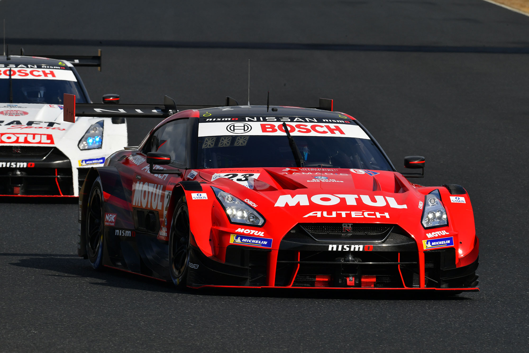 MOTUL AUTECH GT-R