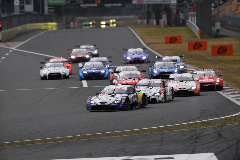 決勝スタートの様子