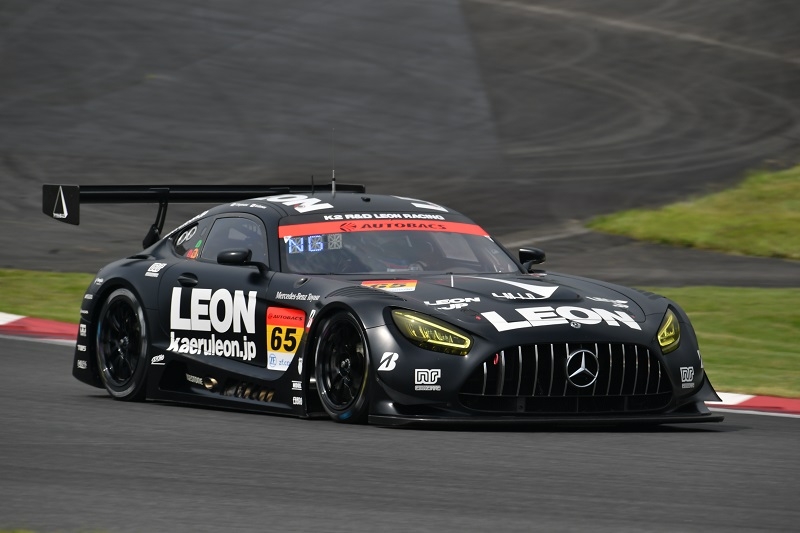 #65 LEON PYRAMID AMG