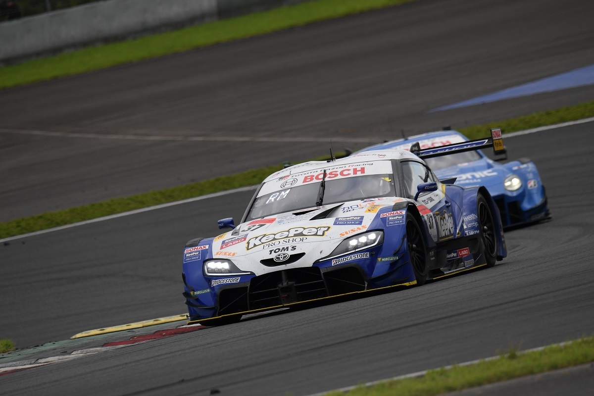 GT500クラス優勝 #37 KeePer TOM’S GR Supra