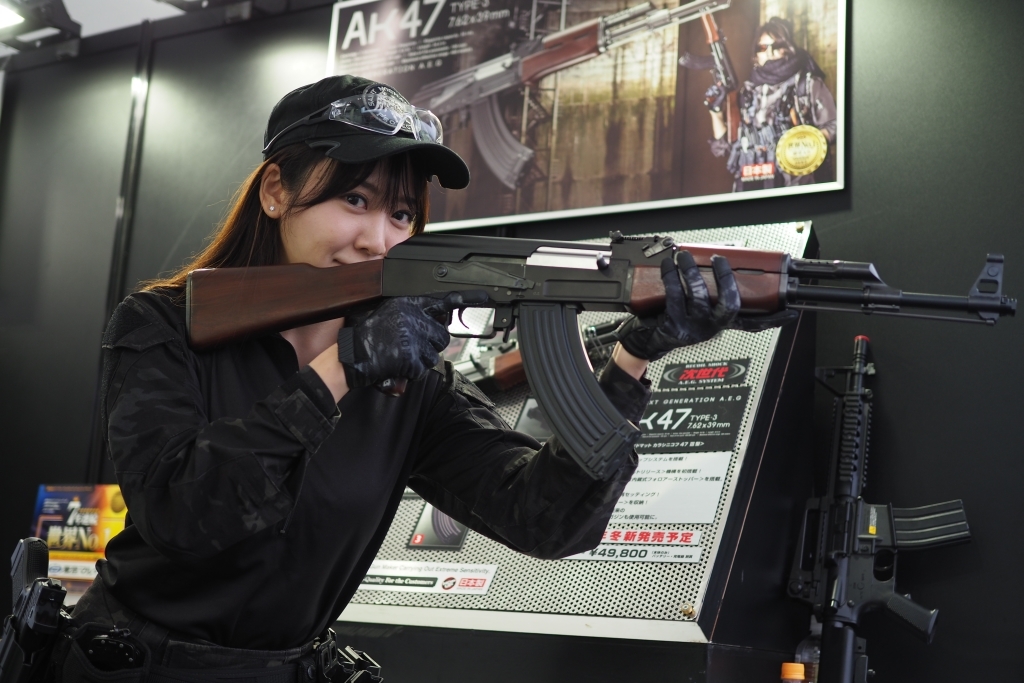 東京マルイブースでの「エアソフトガン　シューティング体験」