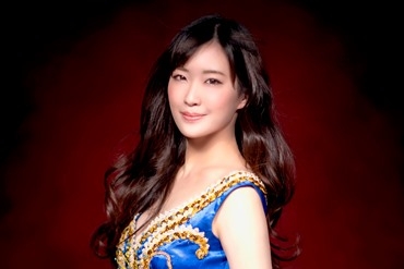 国歌独唱　野々村彩乃さん