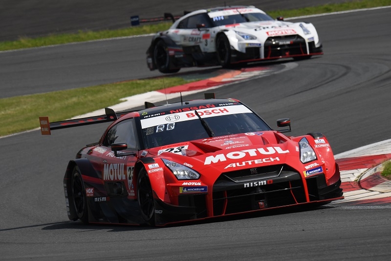MOTUL AUTECH GT-R