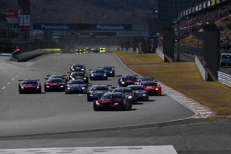 GT500クラススタート